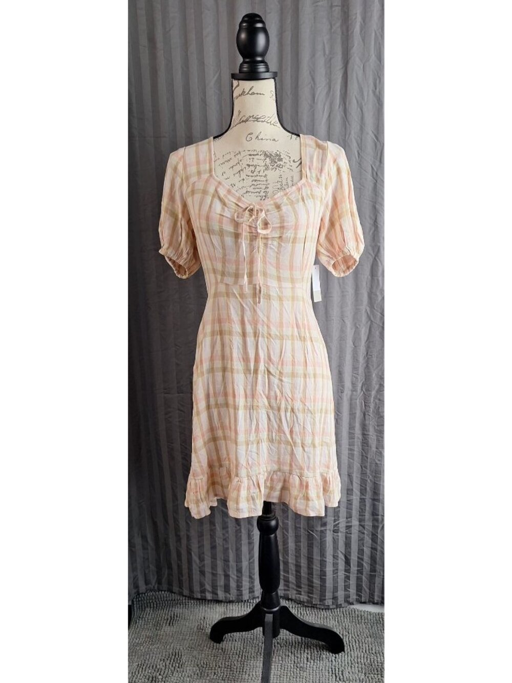 BP Sweetheart Neck Puff Sleeves Pink & Beige Plaid Dress Size S